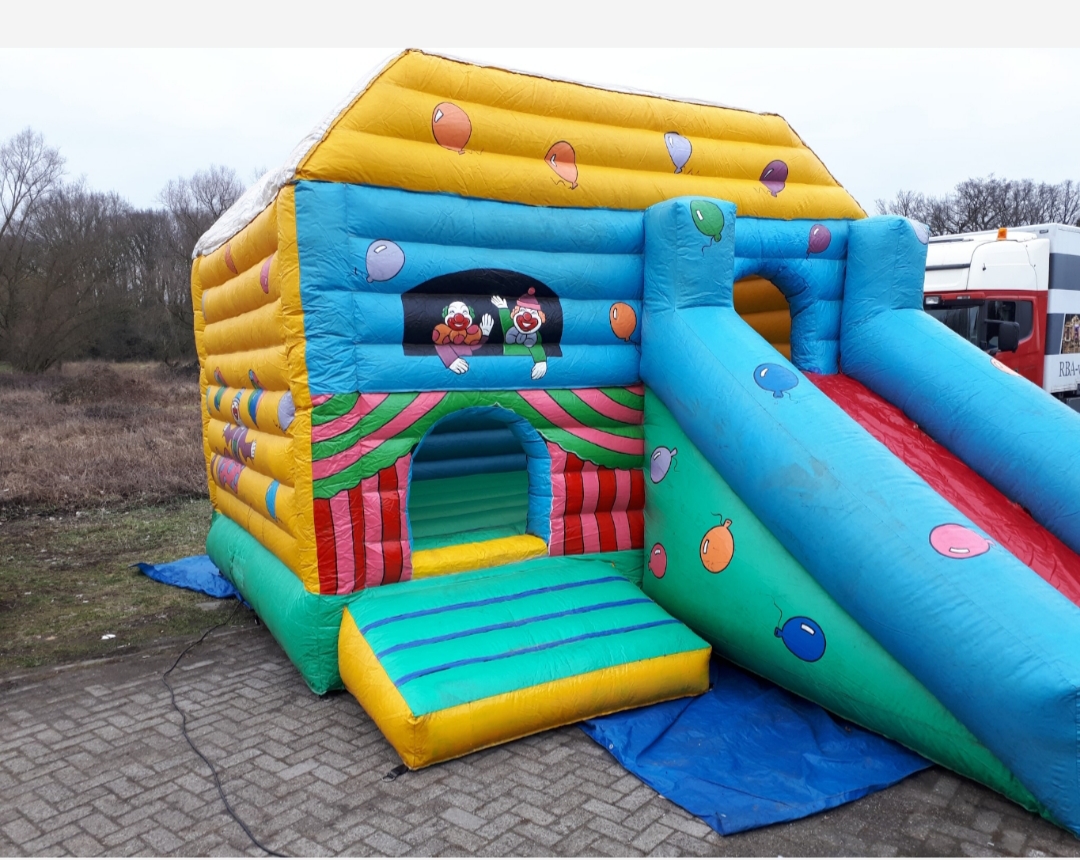Springkussen Clown Met Glijbaan - Afbeelding 3